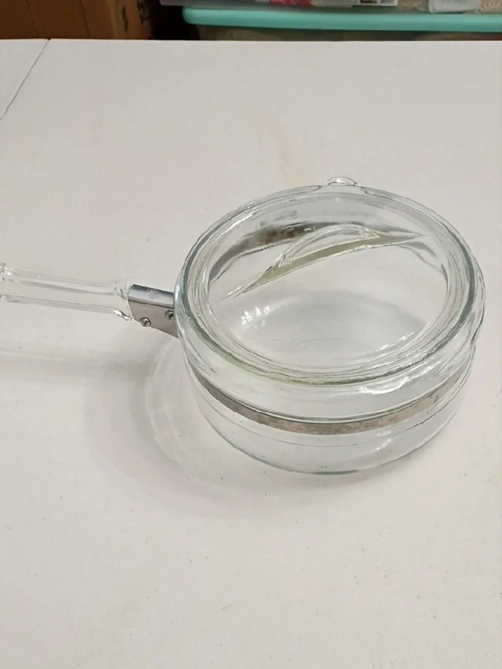 Vintage Pyrex Flameware Cookware With Lid & Handle 6323-B